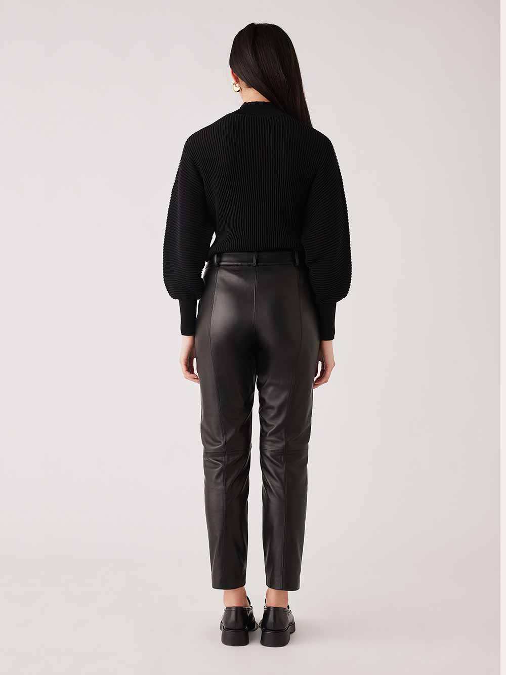 Velune ™ | Jumper