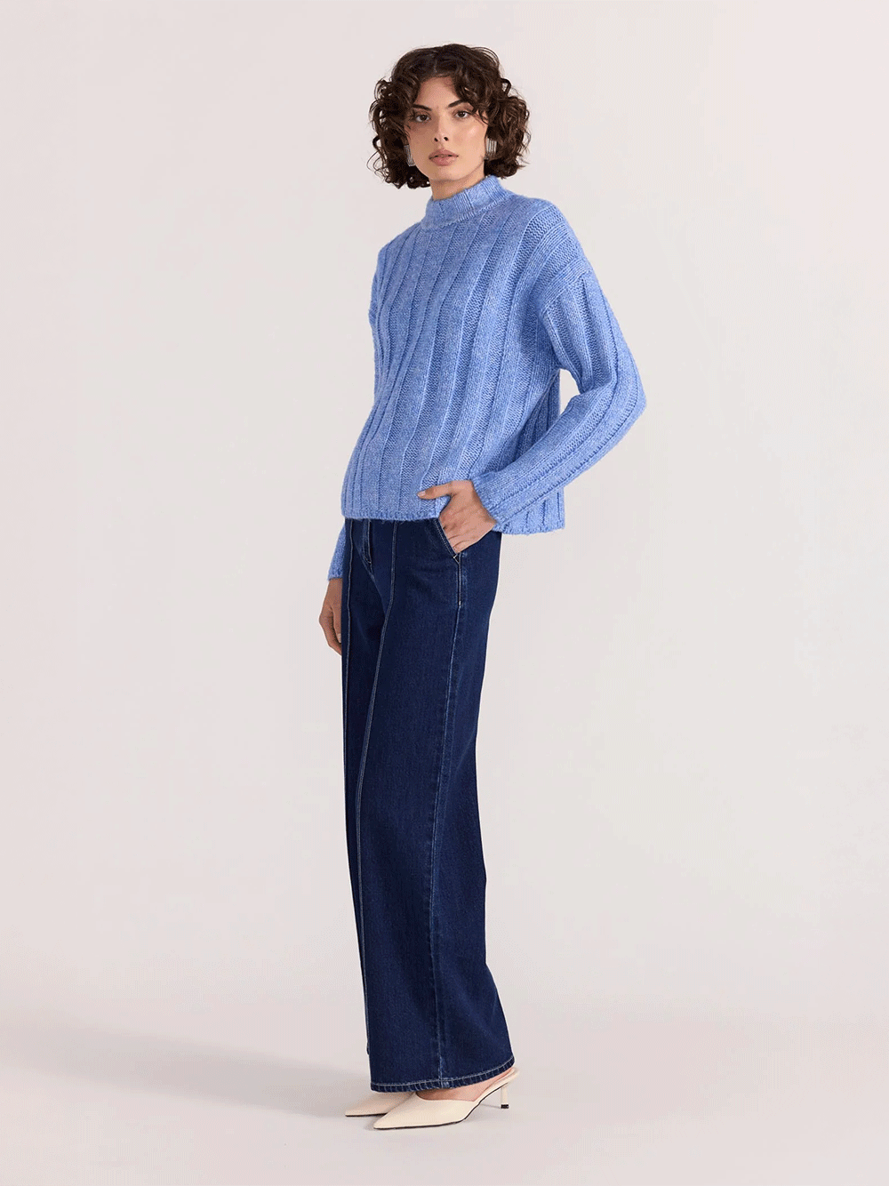 Velune ™ | Jumper