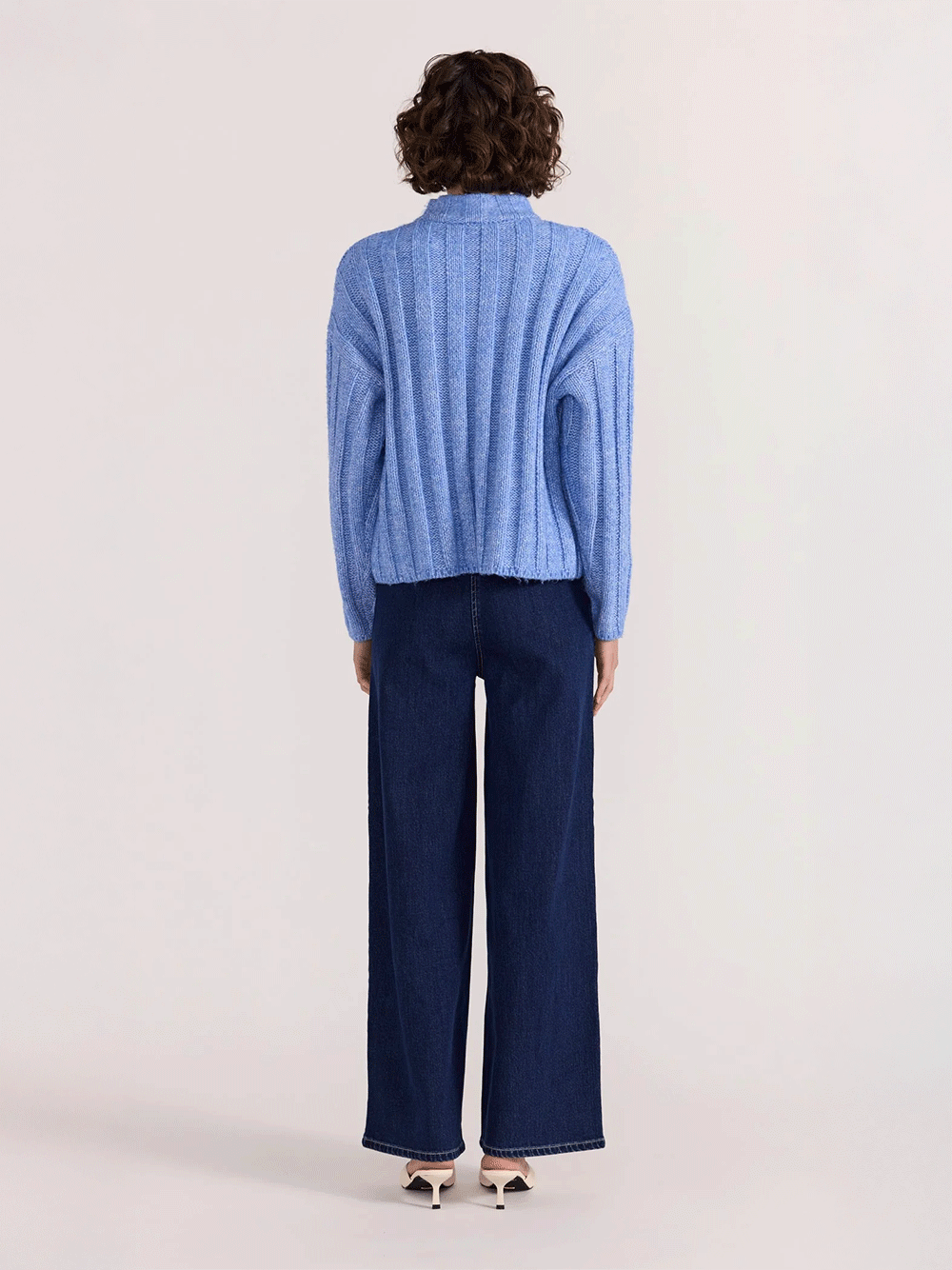 Velune ™ | Jumper