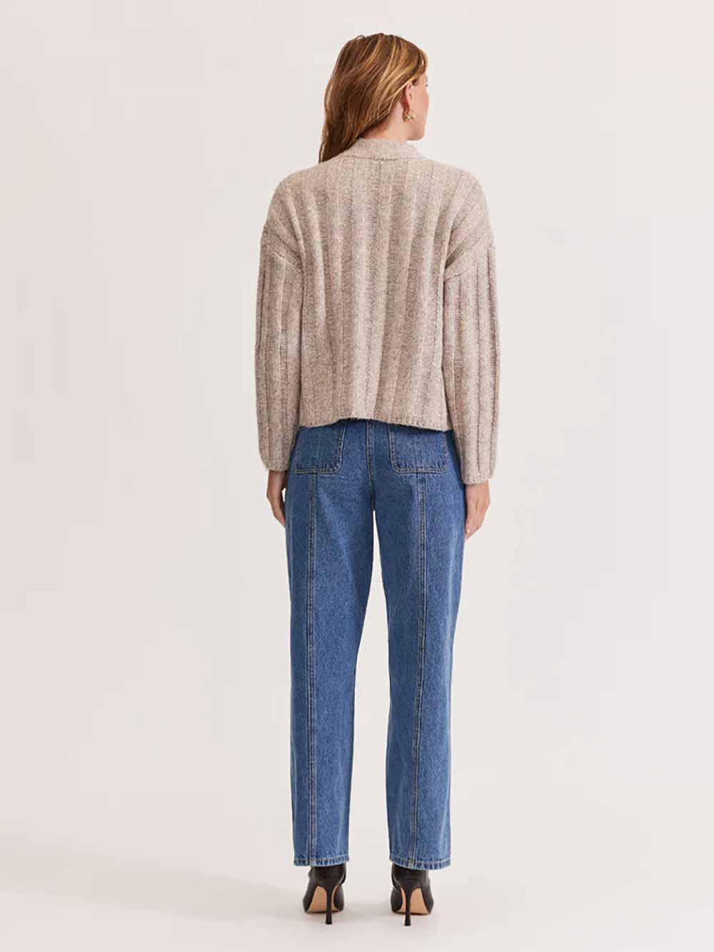 Velune ™ | Jumper